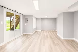 130 Park Ridge Ct, Aurora, IL 60504 - Photo 13