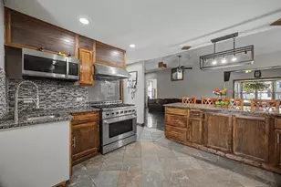 111 7th St, Streator, IL 61364 - Photo 23
