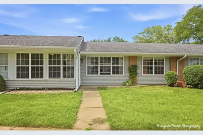 7404 Crest Hill Court #215, Fox Lake, IL 60020 - Photo 23