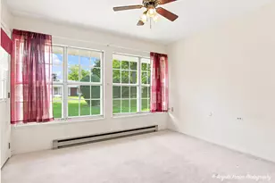 7404 Crest Hill Ct, Fox Lake, IL 60020 - Photo 13