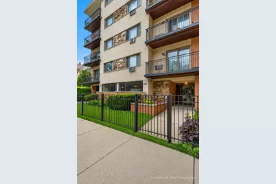 5406 S Harper Avenue #303, Chicago, IL 60615 - Photo 1