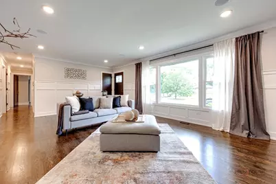 525 Bunning Drive, Downers Grove, IL 60516 - Photo 9