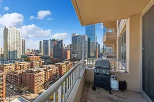 200 N Jefferson St, Chicago, IL 60661 - Photo 13