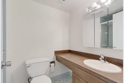 828 Graceland Avenue #502, Des Plaines, IL 60016 - Photo 17