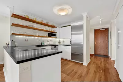 2 E Erie Street #3401, Chicago, IL 60611 - Photo 5