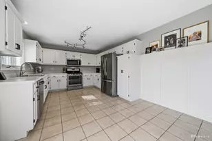 2770 Kingsway Ave, New Lenox, IL 60451 - Photo 11