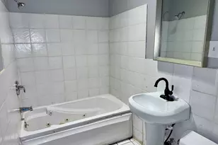 5928 S Prairie St, Chicago, IL 60637 - Photo 13