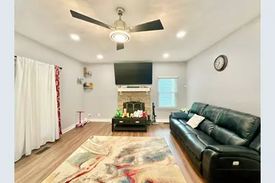1384 Marble Hill Drive, Lake Zurich, IL 60047 - Photo 9