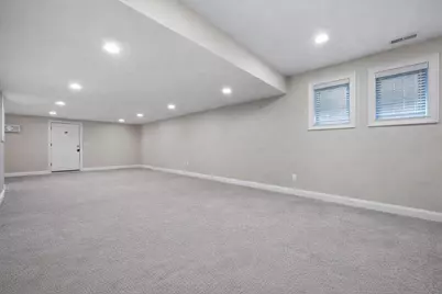 4906 N Kruger Avenue, Chicago, IL 60630 - Photo 23