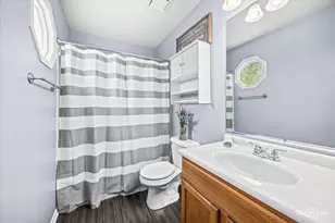 1436 Exeter Ln, South Elgin, IL 60177 - Photo 11