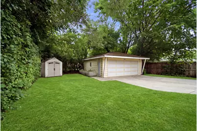 531 Cambridge Road, Des Plaines, IL 60016 - Photo 35