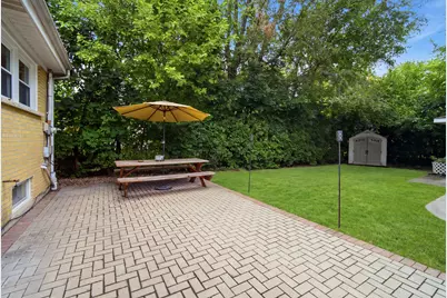 531 Cambridge Road, Des Plaines, IL 60016 - Photo 31