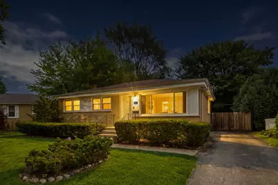 531 Cambridge Road, Des Plaines, IL 60016 - Photo 5