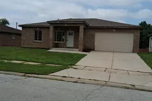 13938 S Reeves Rd, Robbins, IL 60472 - Photo 1