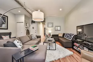 846 W Sheridan Rd, Chicago, IL 60613 - Photo 3