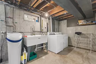 705 Tana Ln, Joliet, IL 60435 - Photo 27