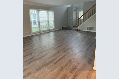 4840 Prestwick Place #4840, Hoffman Estates, IL 60010 - Photo 5