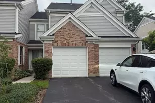 4840 Prestwick Pl, Hoffman Estates, IL 60010 - Photo 1