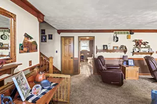 2081 N Broadway Ave, Salem, IL 62881 - Photo 7