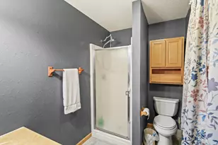 2081 N Broadway Ave, Salem, IL 62881 - Photo 21