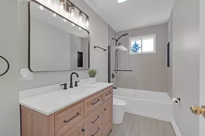 248 Spruce Avenue, Bensenville, IL 60106 - Photo 19