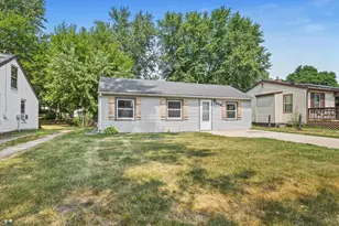 944 Kingsley Dr, Machesney Park, IL 61115 - Photo 1