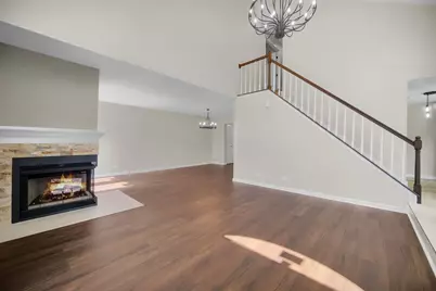 8008 Barrymore Drive, Darien, IL 60561 - Photo 11