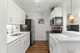 401 E Ontario St, Chicago, IL 60611 - Photo 9