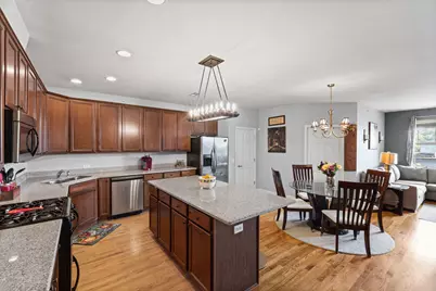 6436 Roosevelt Road #410, Oak Park, IL 60304 - Photo 7
