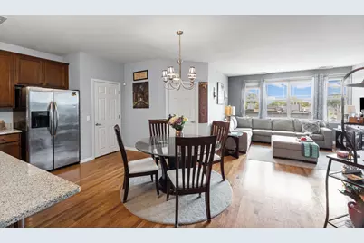 6436 Roosevelt Road #410, Oak Park, IL 60304 - Photo 5