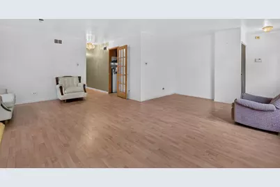 7768 S Luella Avenue, Chicago, IL 60649 - Photo 3