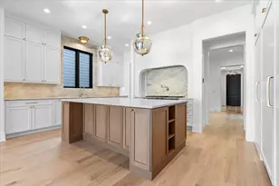 2119 N Seminary Ave, Chicago, IL 60614 - Photo 11