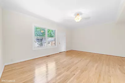 1130 S Troy Avenue #E, Chicago, IL 60612 - Photo 5