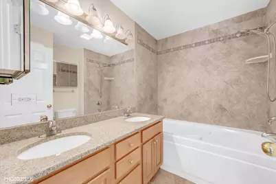 1130 S Troy Avenue #E, Chicago, IL 60612 - Photo 21