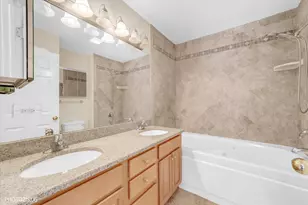 1130 S Troy Ave, Chicago, IL 60612 - Photo 21