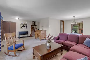 511 Heather Ln, Carol Stream, IL 60188 - Photo 7