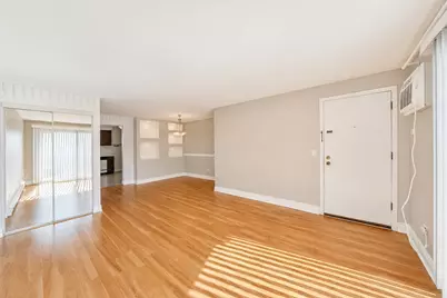 8701 W Foster Avenue #307, Chicago, IL 60656 - Photo 7