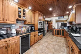 202 E Prospect St, Kewanee, IL 61443 - Photo 29