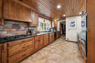 202 E Prospect St, Kewanee, IL 61443 - Photo 25