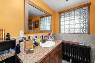 202 E Prospect St, Kewanee, IL 61443 - Photo 31