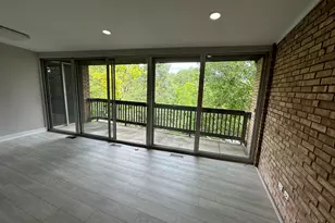 5700 Hillcrest Ln, Lisle, IL 60532 - Photo 13