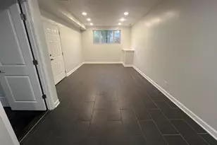 1343 W Walton St, Chicago, IL 60642 - Photo 5