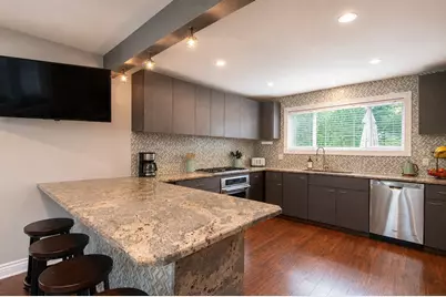 4428 Emerson Avenue, Schiller Park, IL 60176 - Photo 5