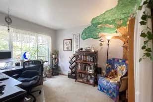 637 Ascot Ln, Streamwood, IL 60107 - Photo 11
