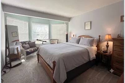 637 Ascot Lane, Streamwood, IL 60107 - Photo 7