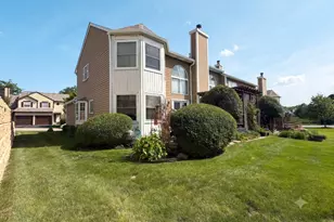 637 Ascot Ln, Streamwood, IL 60107 - Photo 15