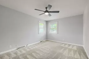 1701 Lynwood Ln, Crest Hill, IL 60403 - Photo 25
