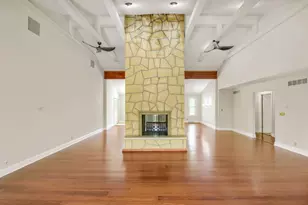 1701 Lynwood Ln, Crest Hill, IL 60403 - Photo 9