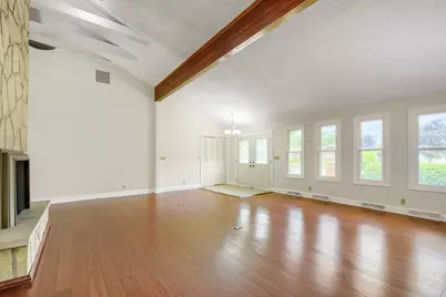1701 Lynwood Lane, Crest Hill, IL 60403 - Photo 5
