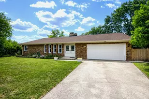 1701 Lynwood Ln, Crest Hill, IL 60403 - Photo 1